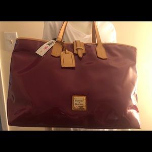 Dooney & Biurke Larfe Tote Bag